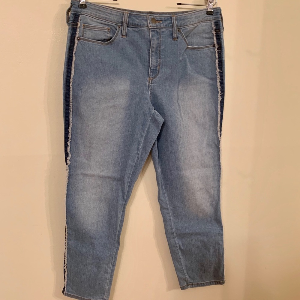 Universal Thread- High Rise Skinny Crop, EUC